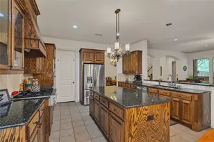 12698 Colborne Dr, Frisco, TX 75033 - Photo 11