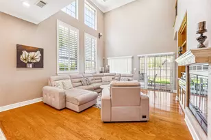 1325 Preston Trail Ct, Granbury, TX 76048 - Photo 11