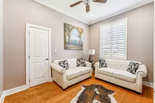 1325 Preston Trail Ct, Granbury, TX 76048 - Photo 7