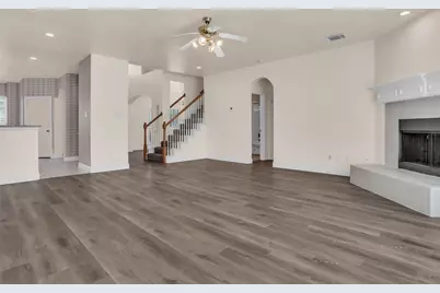 426 Richmond Street, Irving, TX 75063 - Photo 9