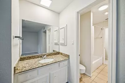 6742 E Northwest Highway, Dallas, TX 75231 - Photo 27