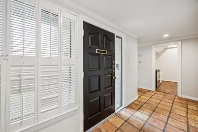 6742 E Northwest Highway, Dallas, TX 75231 - Photo 3