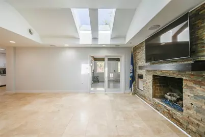 5017 Boulder Lake Road, Fort Worth, TX 76103 - Photo 9