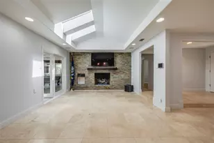 5017 Boulder Lake Rd, Fort Worth, TX 76103 - Photo 7