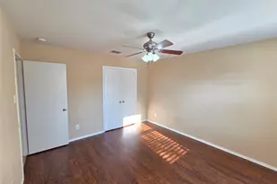 8409 Cotton Valley Ln, Arlington, TX 76002 - Photo 13