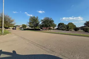 8409 Cotton Valley Ln, Arlington, TX 76002 - Photo 35