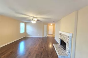 8409 Cotton Valley Ln, Arlington, TX 76002 - Photo 9