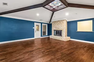 9552 Timberleaf Dr, Dallas, TX 75243 - Photo 5