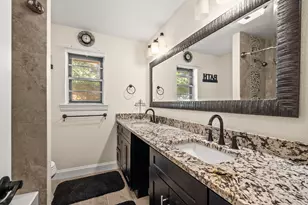 9552 Timberleaf Dr, Dallas, TX 75243 - Photo 17