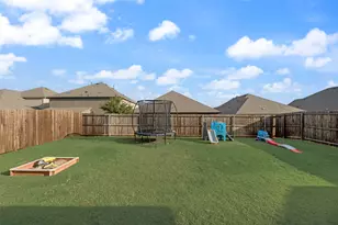 10613 Ponderosa Trl, Aubrey, TX 76227 - Photo 25