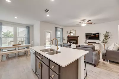 10613 Ponderosa Trail, Aubrey, TX 76227 - Photo 7