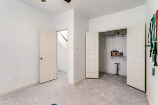 1475 Chase Ln, Irving, TX 75063 - Photo 23