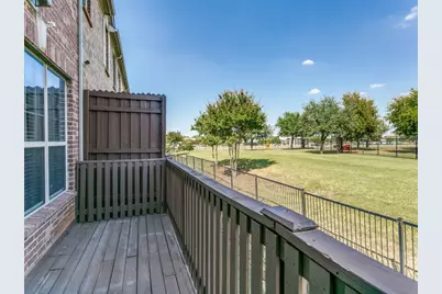 1475 Chase Lane, Irving, TX 75063 - Photo 13
