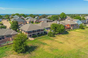 8418 Golf Club Cir, Fort Worth, TX 76179 - Photo 33