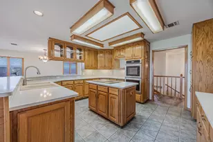 8418 Golf Club Cir, Fort Worth, TX 76179 - Photo 9