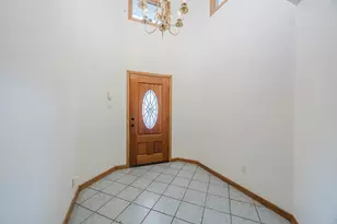 8418 Golf Club Cir, Fort Worth, TX 76179 - Photo 5