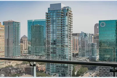 3130 N Harwood Street #2006, Dallas, TX 75201 - Photo 39