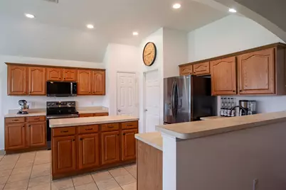 1109 Linden Drive, Burleson, TX 76028 - Photo 7