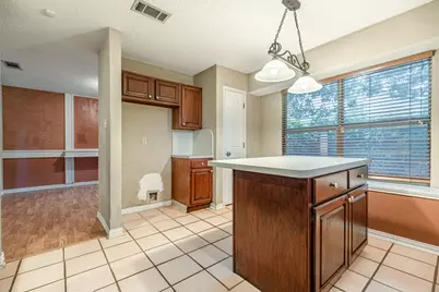 7022 Escondido Drive, Arlington, TX 76016 - Photo 9