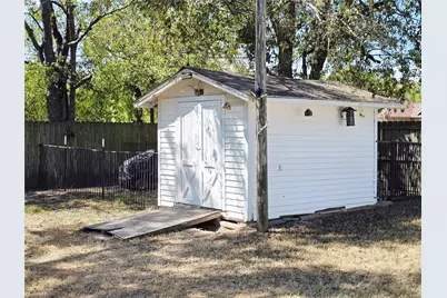 525 Maple Street, Commerce, TX 75428 - Photo 15