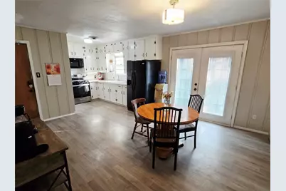 525 Maple Street, Commerce, TX 75428 - Photo 7