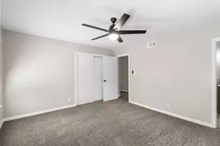 6000 Monterrey Dr, Fort Worth, TX 76112 - Photo 21