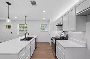 118 Evelyn St, DeSoto, TX 75115 - Photo 7