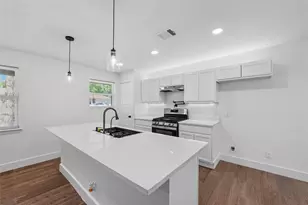 118 Evelyn St, DeSoto, TX 75115 - Photo 3