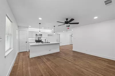 118 Evelyn Street, DeSoto, TX 75115 - Photo 11