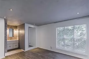 4211 Holland Ave, Dallas, TX 75219 - Photo 13