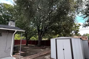 8120 Greenhollow Ln, Dallas, TX 75240 - Photo 25