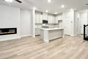 7842 Bayside Dr, Rowlett, TX 75088 - Photo 3