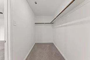 5672 Shore Point Trl, Fort Worth, TX 76119 - Photo 17