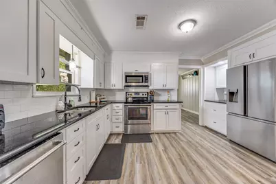 9591 Dripping Springs Road, Denison, TX 75021 - Photo 11