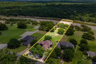 7502 Ravenswood Rd, Granbury, TX 76049 - Photo 1