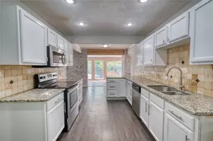 7540 Monterrey Dr, Fort Worth, TX 76112 - Photo 9