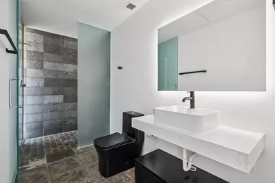 2430 Victory Park Lane #2509, Dallas, TX 75219 - Photo 27