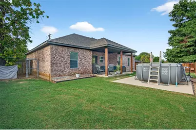 307 Brockett Street, Collinsville, TX 76233 - Photo 29