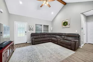 307 Brockett St, Collinsville, TX 76233 - Photo 5