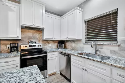 307 Brockett Street, Collinsville, TX 76233 - Photo 11