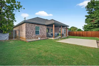307 Brockett Street, Collinsville, TX 76233 - Photo 31