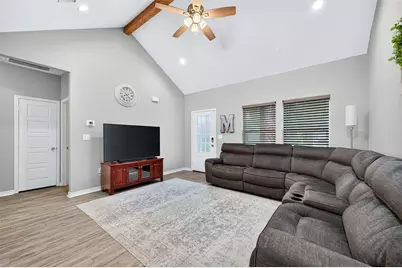 307 Brockett Street, Collinsville, TX 76233 - Photo 7