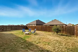 10705 Klondike Ln, Aubrey, TX 76227 - Photo 29