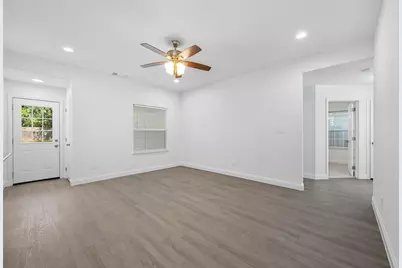 415 W Monterey Street, Denison, TX 75020 - Photo 7