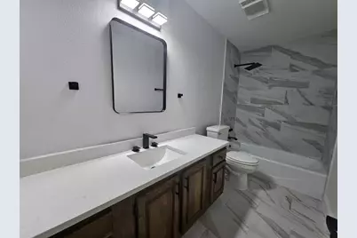 2709 Heather Glen Court, Carrollton, TX 75006 - Photo 13