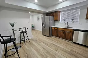 2709 Heather Glen Ct, Carrollton, TX 75006 - Photo 11
