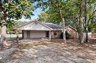 109 Pleasant Run, Reno, TX 76020 - Photo 3