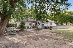 109 Pleasant Run, Reno, TX 76020 - Photo 33