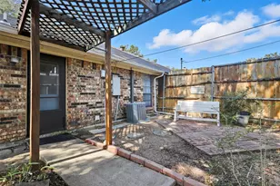 5616 Westchase Dr, North Richland Hills, TX 76180 - Photo 21