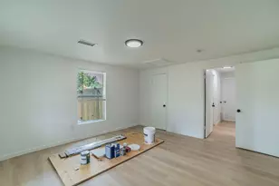 1208 Dan Gould Dr, Arlington, TX 76001 - Photo 3